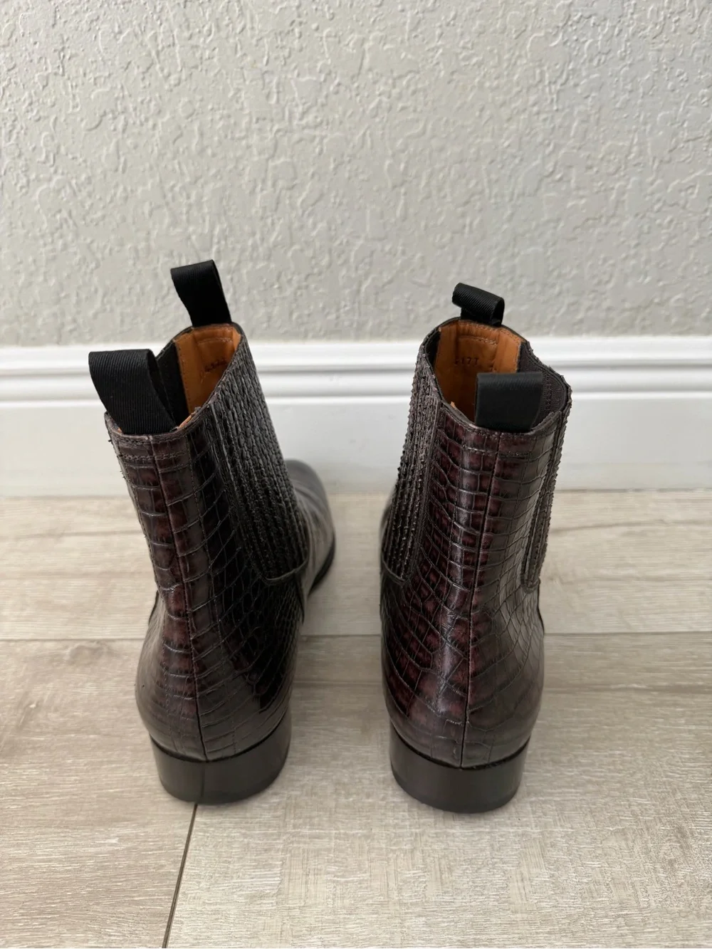 Men's Croc-Embossed Chelsea Boots in Dark Brown men 11.5